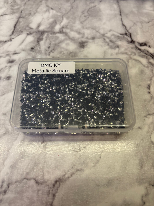 53 DMC KY Metallic Square tray approx 30g